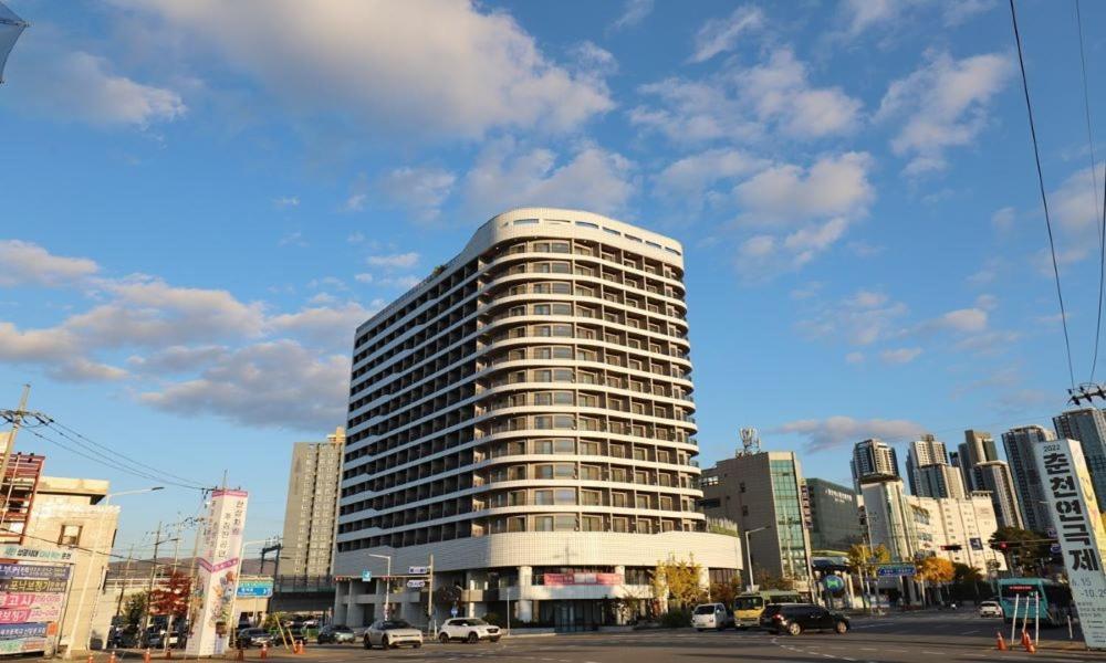 Chuncheon Eston Hotel ภายนอก รูปภาพ