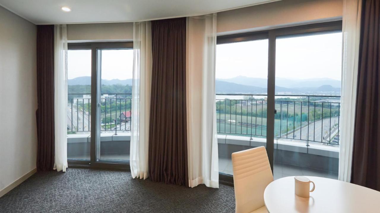Chuncheon Eston Hotel ภายนอก รูปภาพ